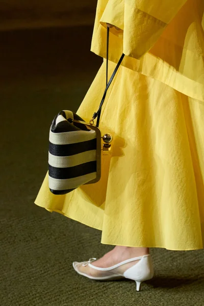 Look 5